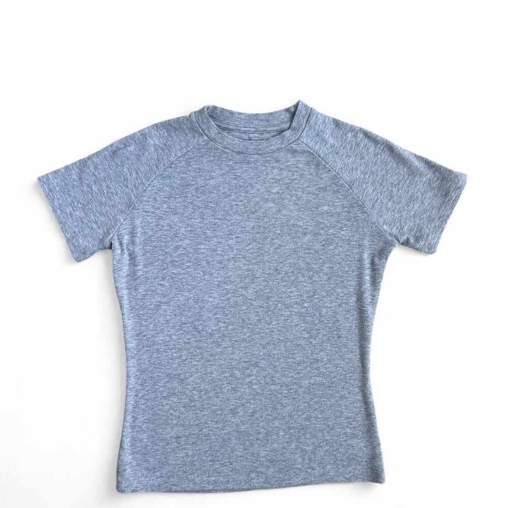 Gray Short Sleeve Tee Size Small